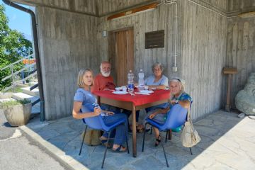 Commemorazione dei caduti, omaggio a Maria Riva e Titala