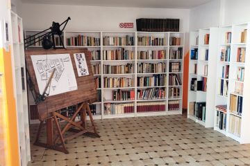 Interno Biblioteca
